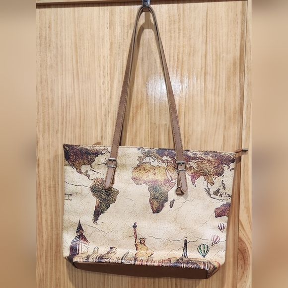 Handbags - World Map Print Tote Bag- NWOT